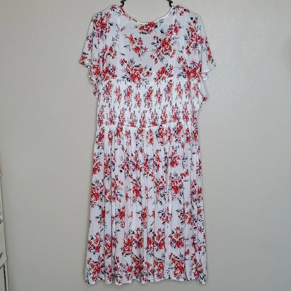 Torrid iris & Rose Floral Smocked Challis Skater Dress 3X White Pink - Picture 8 of 10